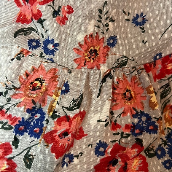 ANGIE💫Women’s Floral V-Neck Spaghetti Strap Lightweight Romper with Pockets - Picture 14 of 15